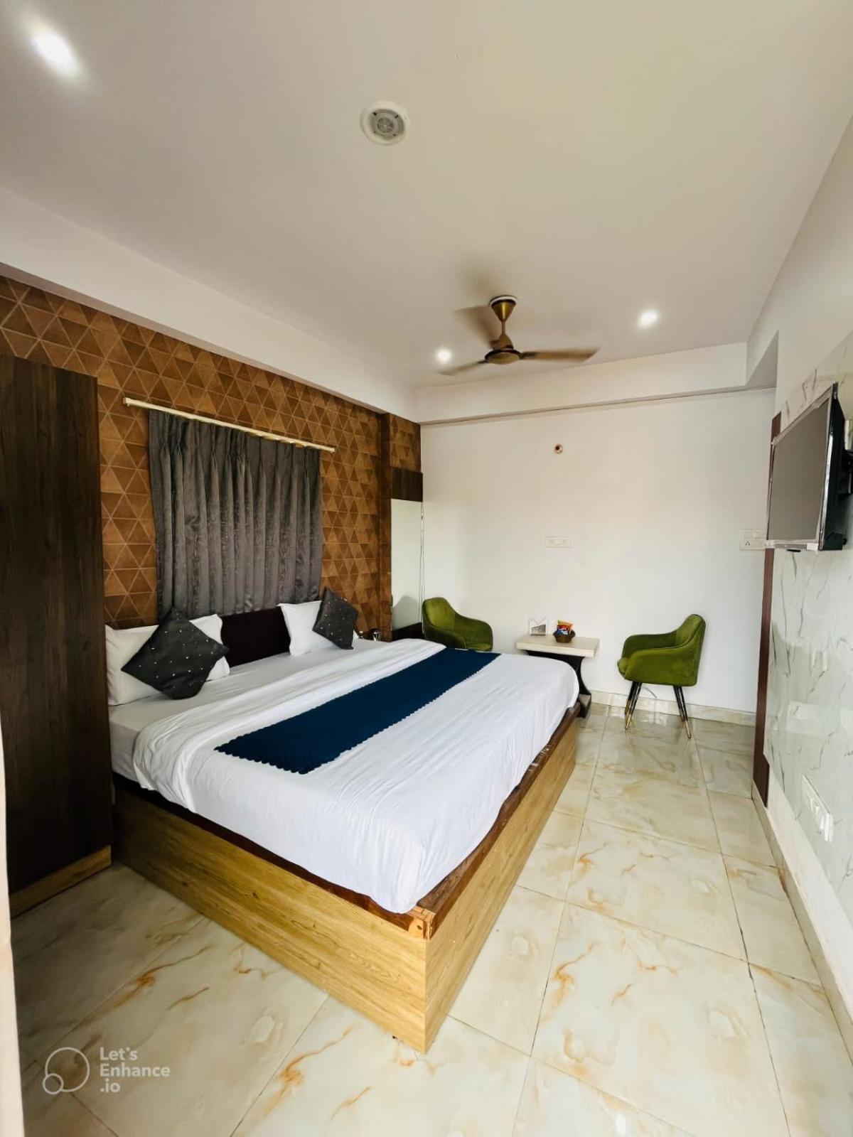 Hotel Vinayak Plaza Varanasi Dış mekan fotoğraf