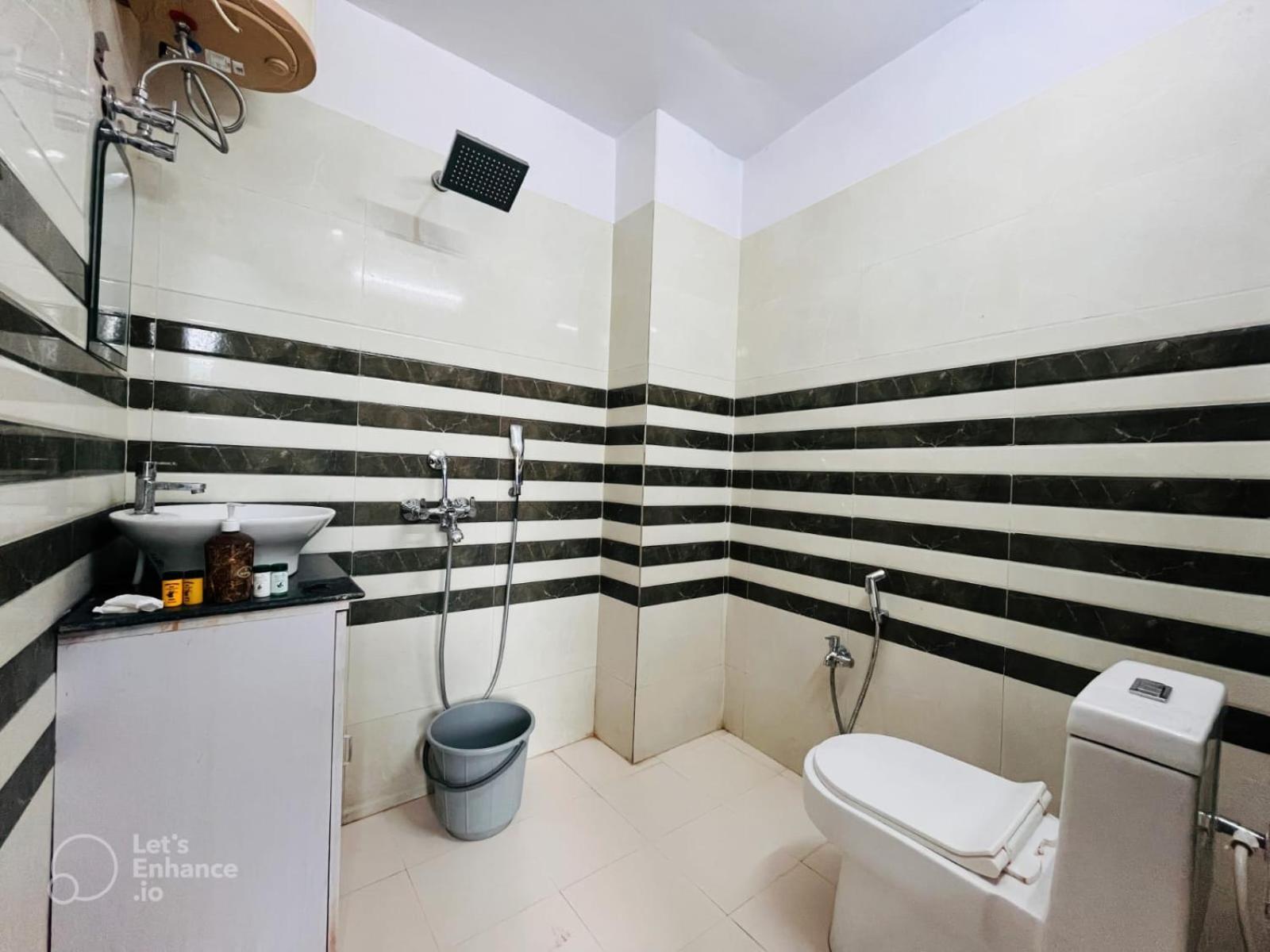 Hotel Vinayak Plaza Varanasi Dış mekan fotoğraf